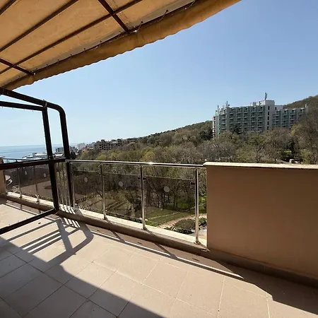 Апартаменты Golden Lemon